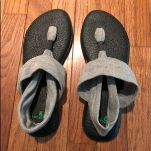 Sanuk Yoga Sling Sandal | Size 9